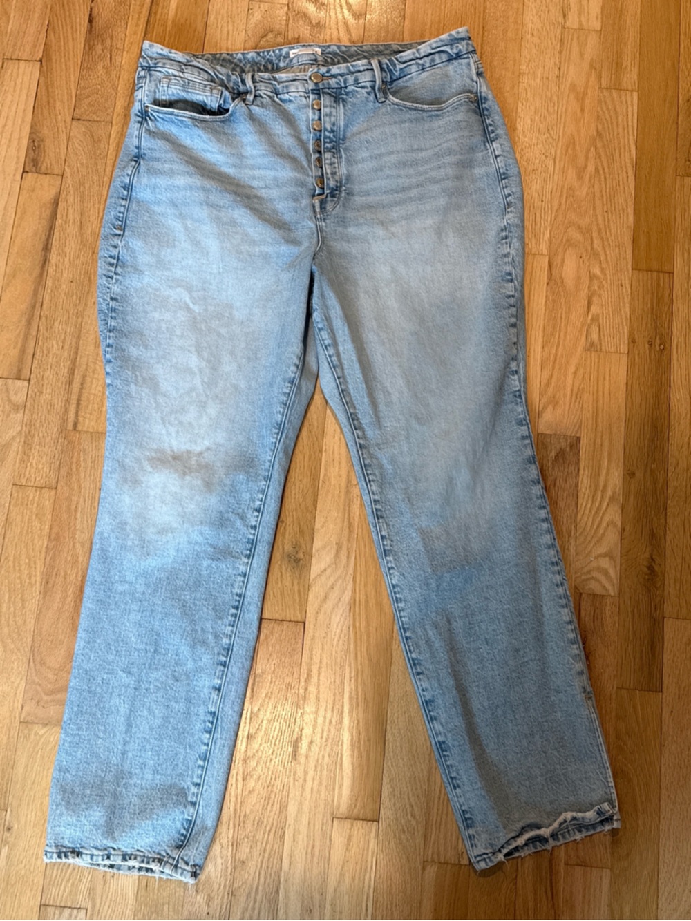 Good American Light Blue Button-Front Jeans